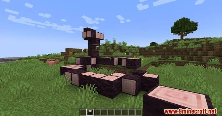 Minecraft block pattern build using Accurate Block Placement Mod